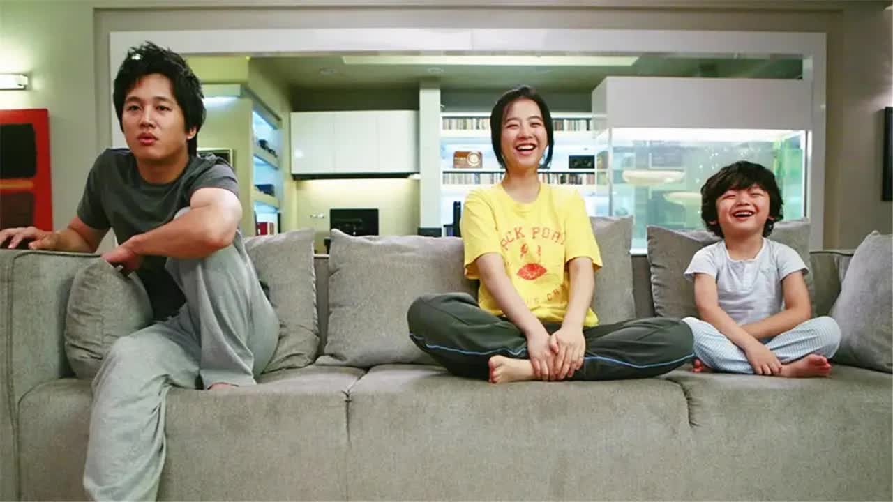 男子年少太过风流，36岁时女儿带着外孙找上门！他懵了！