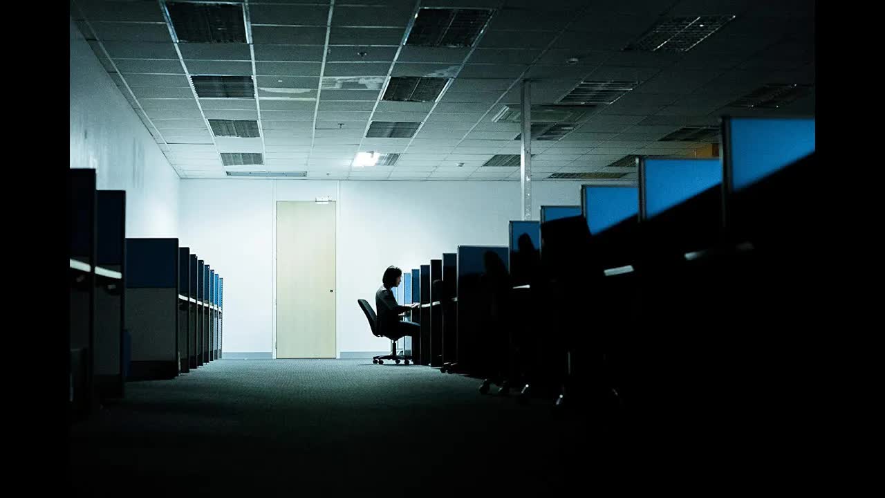 全球最压抑的职业之一《网络清道夫》看电影了没